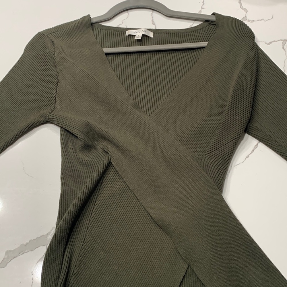 Sweater quarter sleeve